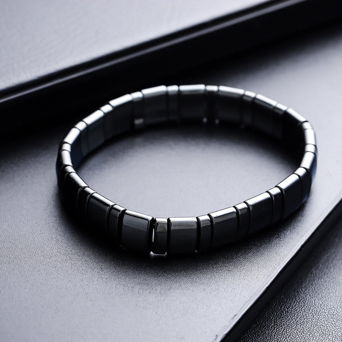 The Hemrox Hop Bracelet